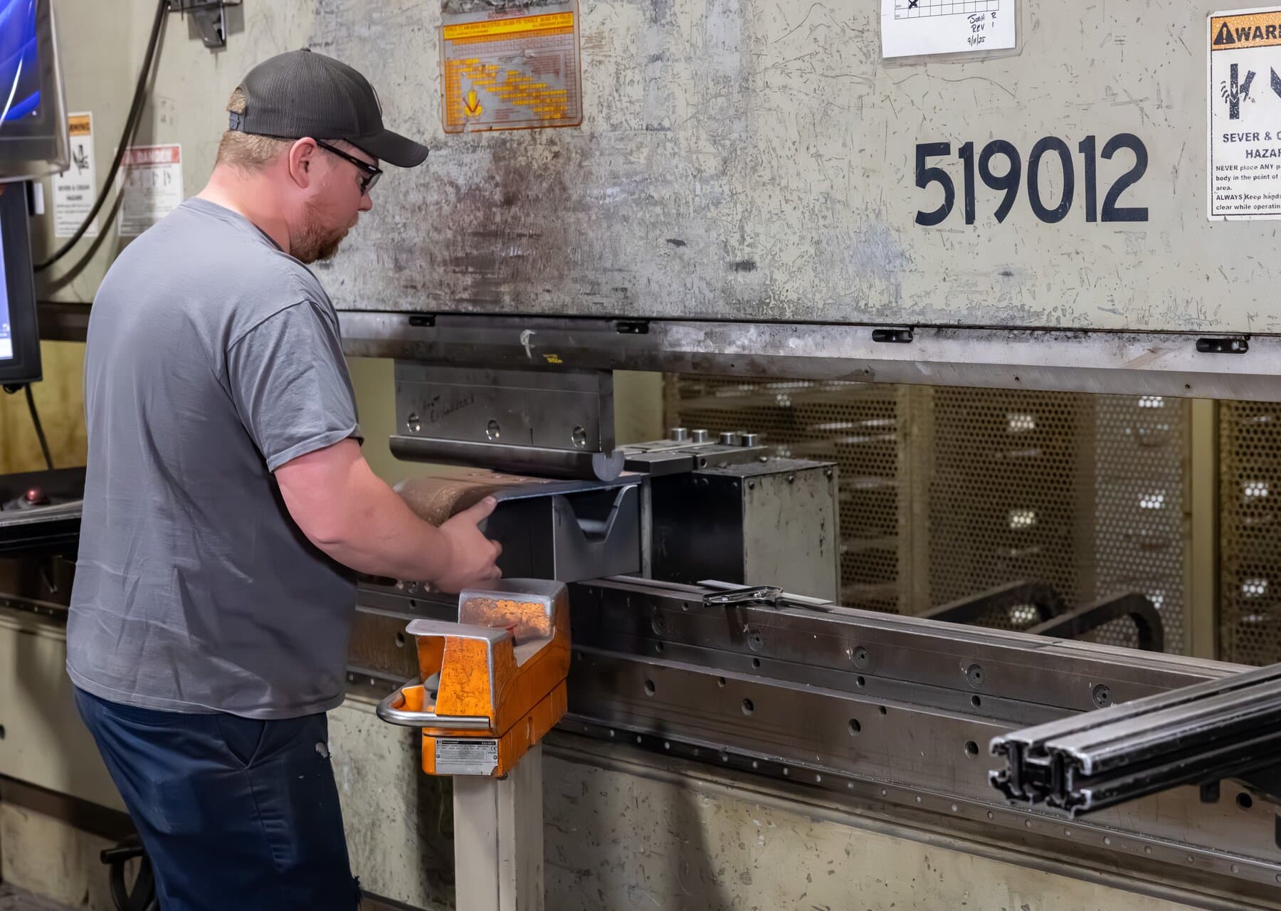 High-tonnage forming on the Accurpress press brake at New Tech Metals